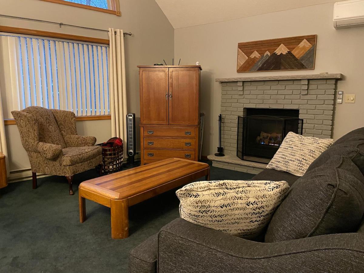 Lake Ariel Family Chalet 외부 사진