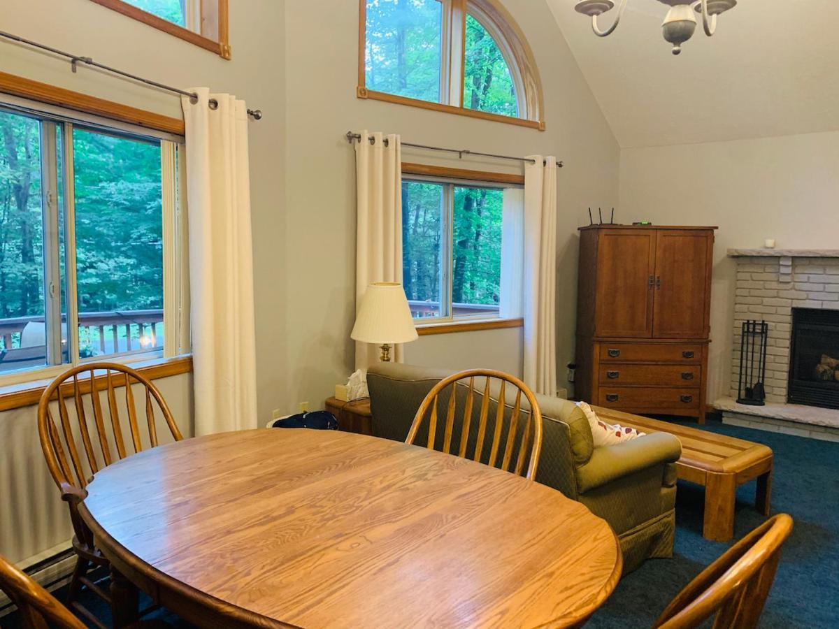 Lake Ariel Family Chalet 외부 사진