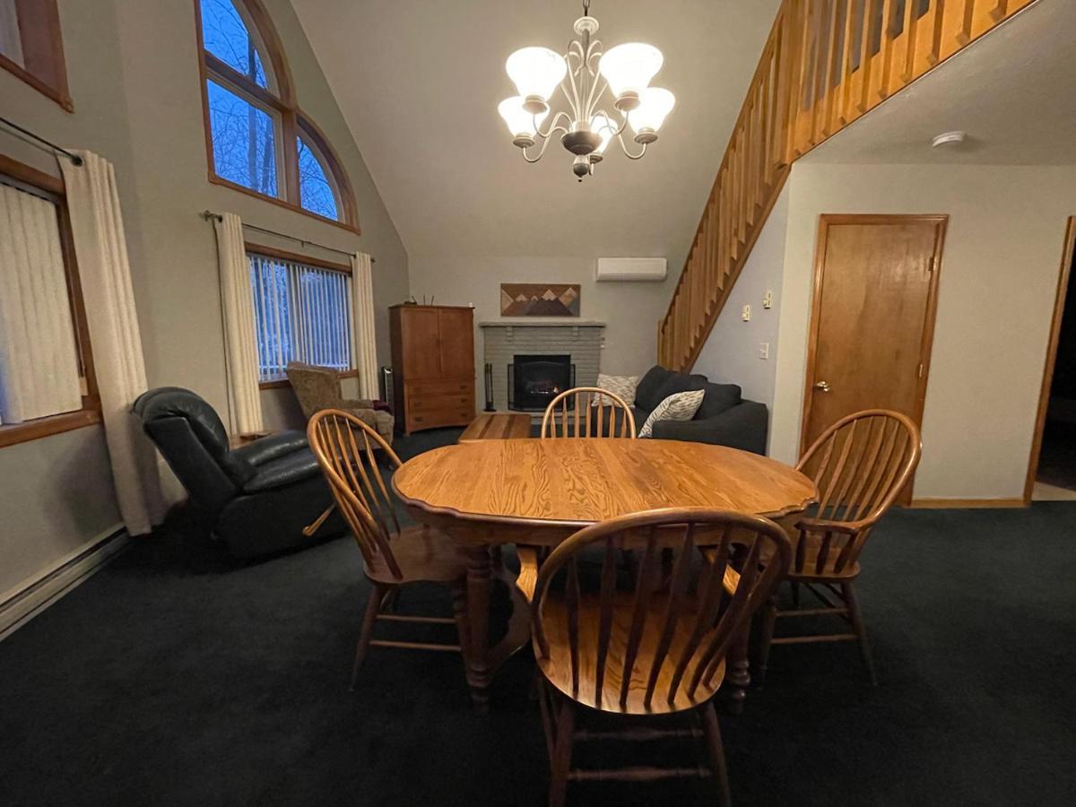 Lake Ariel Family Chalet 외부 사진